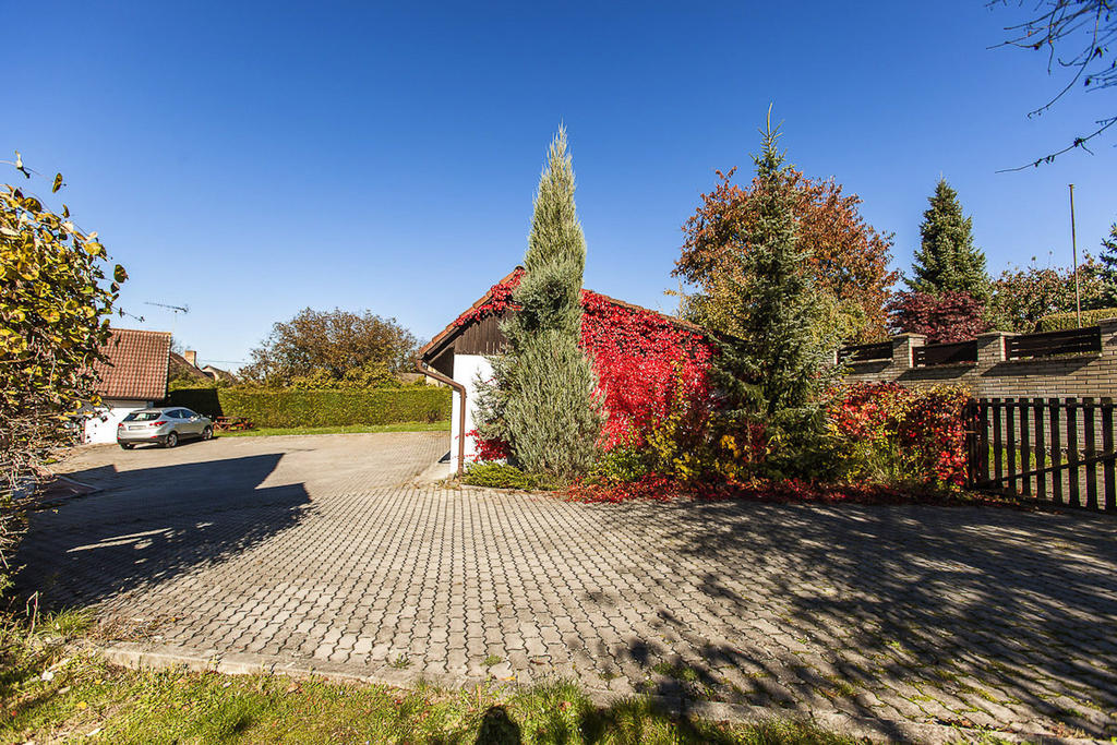 Pension U Dvou čápů Chocerady Exterior foto