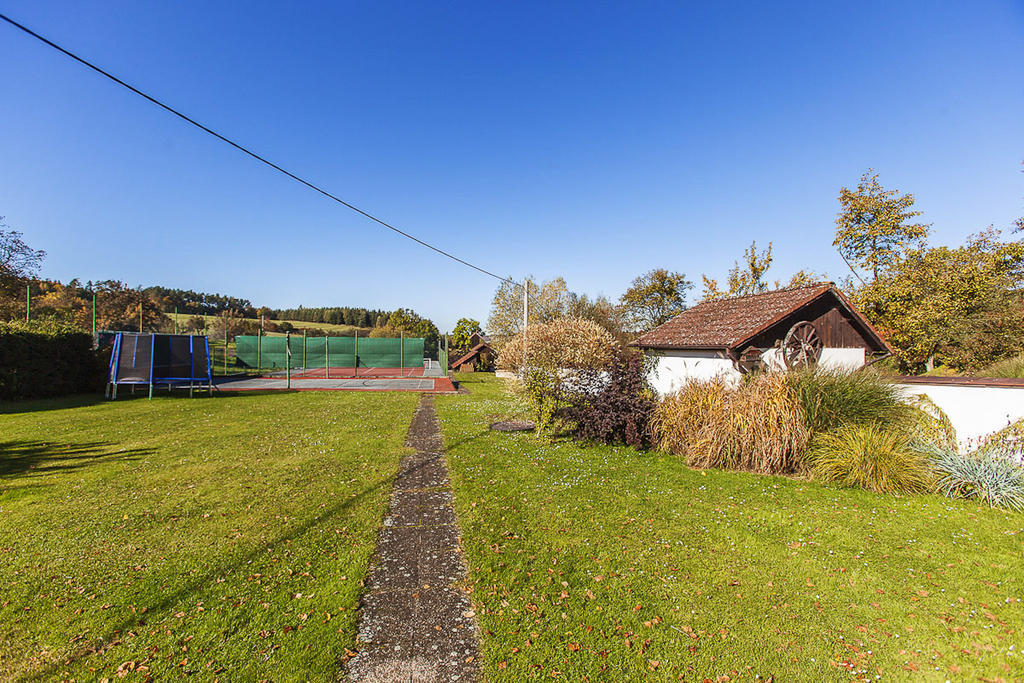 Pension U Dvou čápů Chocerady Exterior foto